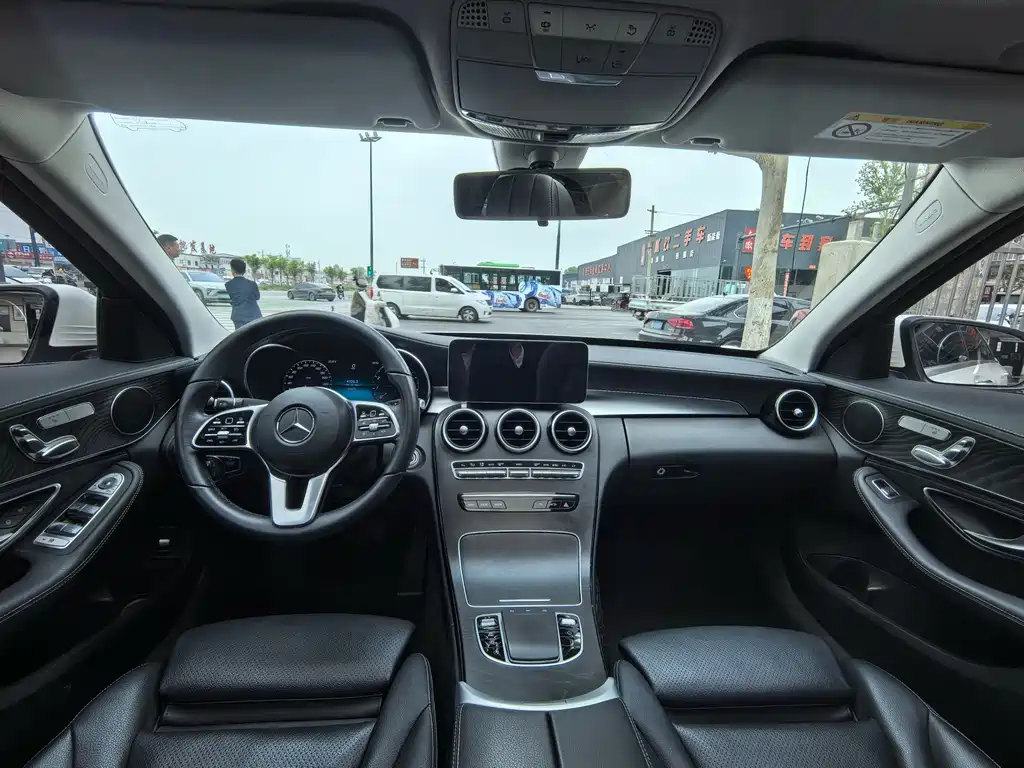 Mercedes-Benz C-Class 2019
