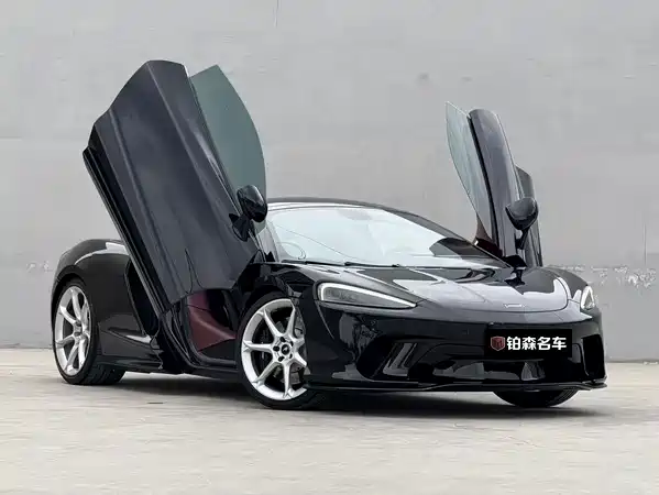 McLaren GT 2022
