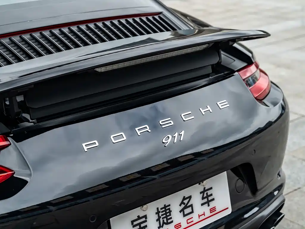 Porsche 911 2019 — фото 17