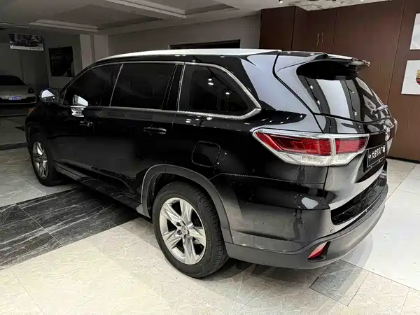 Toyota Highlander 2017