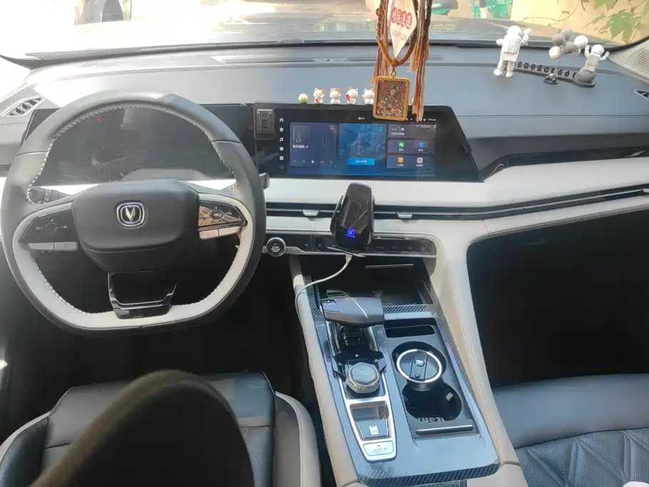 Changan CS75PLUS 2023 — фото 12