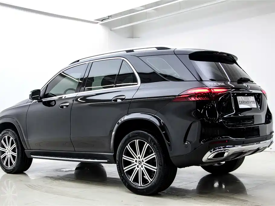 Mercedes-Benz GLE 2025