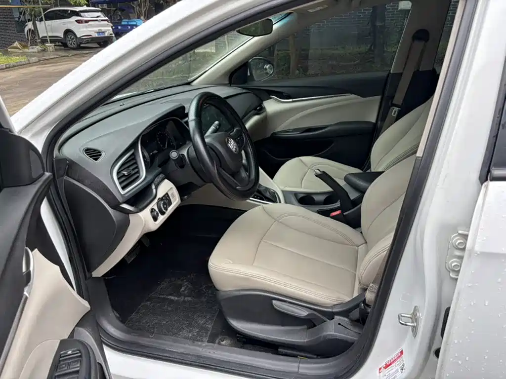 Buick Excelle GT 2018 — фото 12