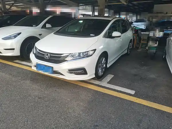 Honda Jade 2019
