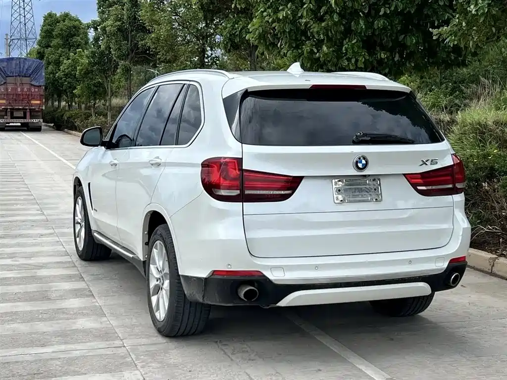 BMW X5 2014 — фото 9