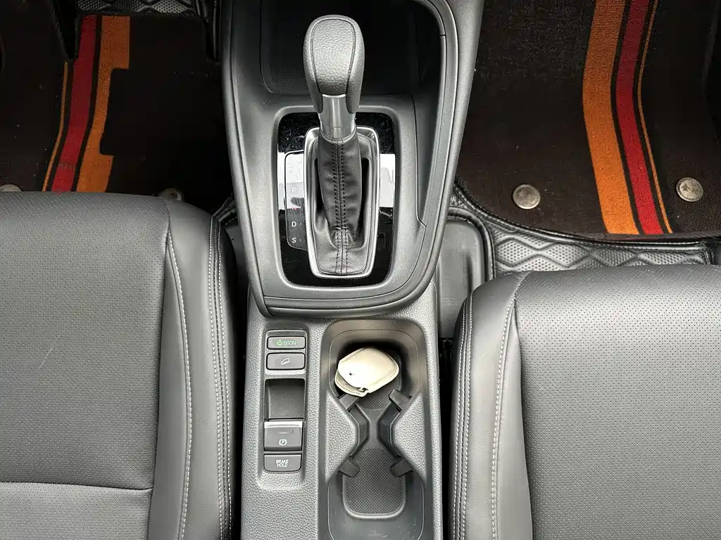 Honda Vezel 2023 — фото 17