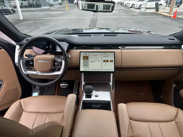 Land Rover Range Rover 2024