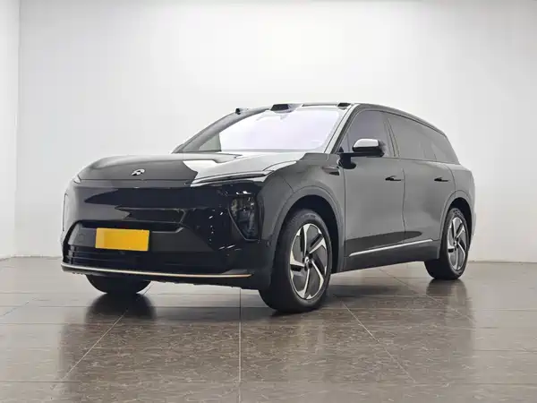 NIO ES8 2024