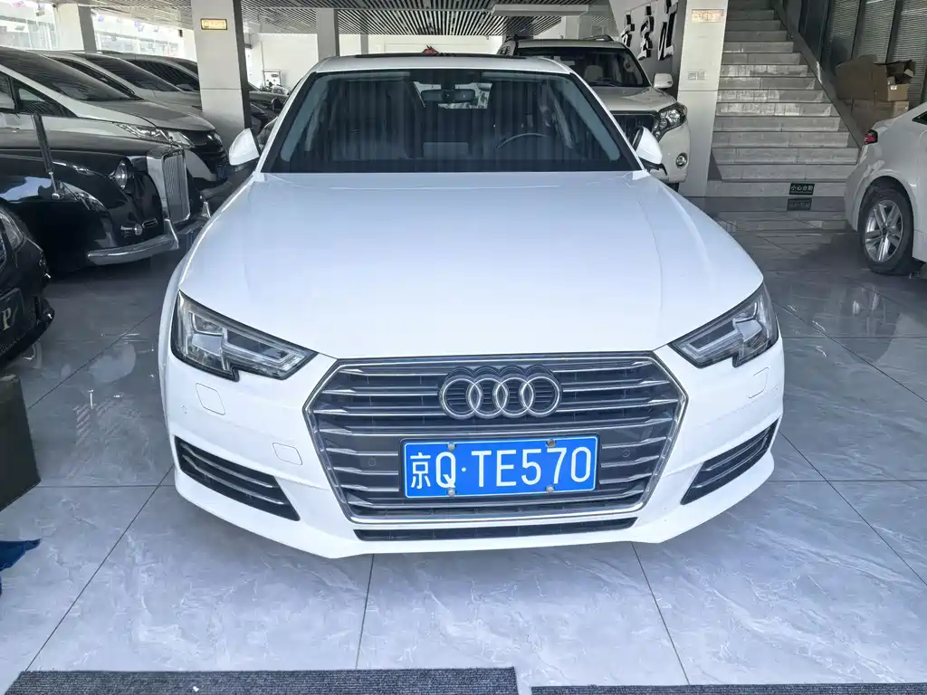 Audi A4L 2017