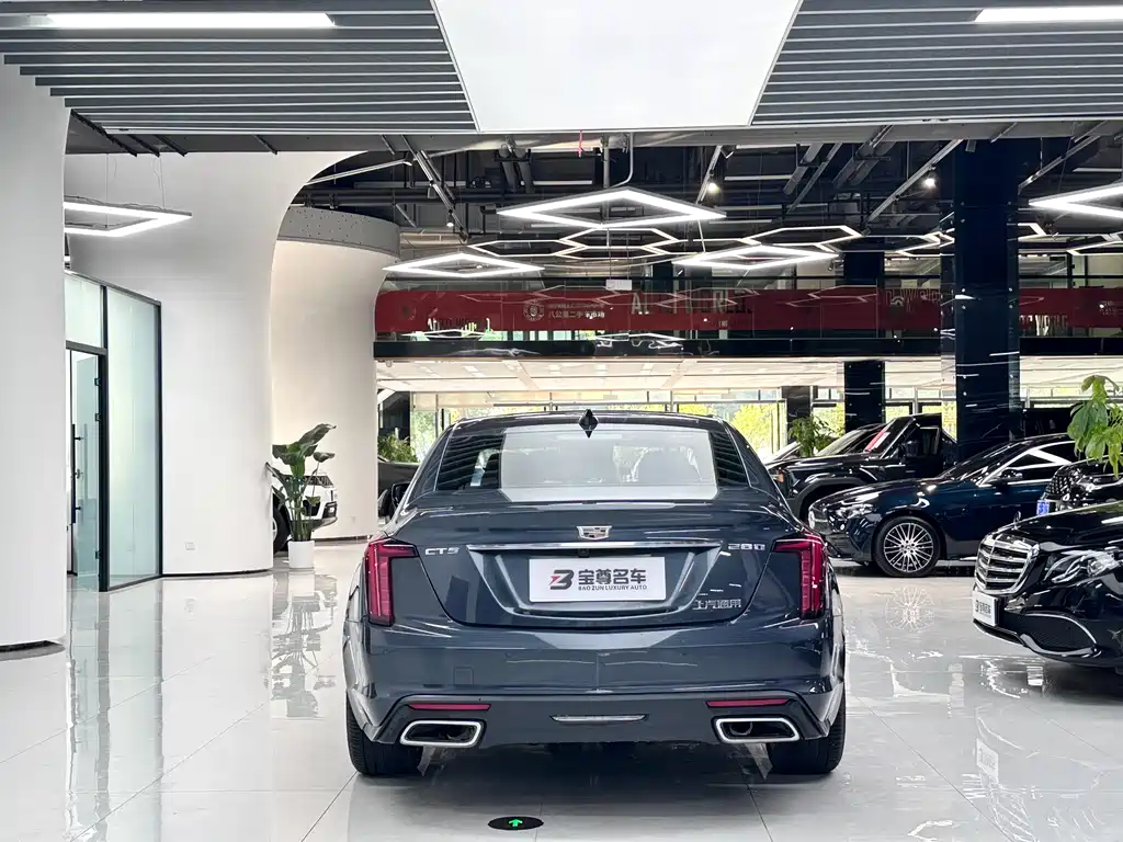 Cadillac CT5 2022 — фото 16