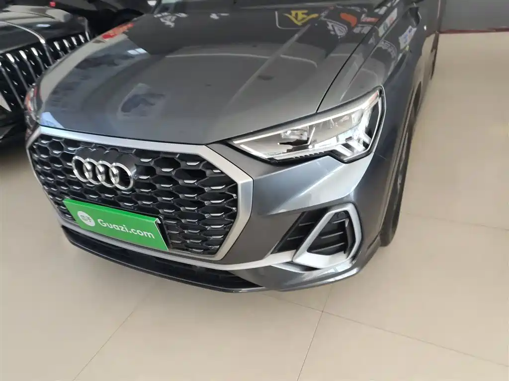 Audi Q3 Sportback 2020 — фото 18
