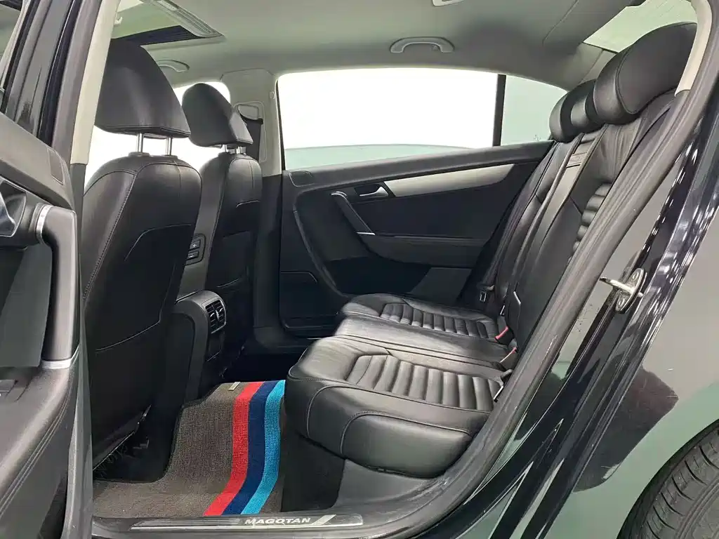 Volkswagen Magotan 2016