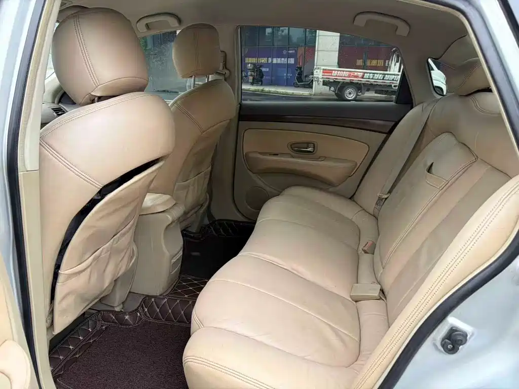 Nissan Sylphy 2014