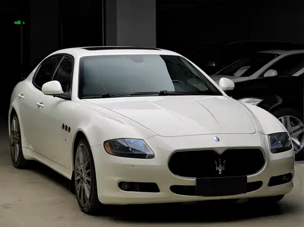 Maserati Quattroporte 2010