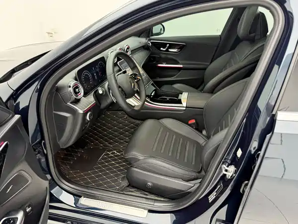 Mercedes-Benz C-Class 2023