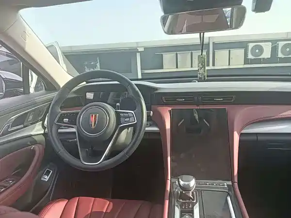 Hongqi H5 2022