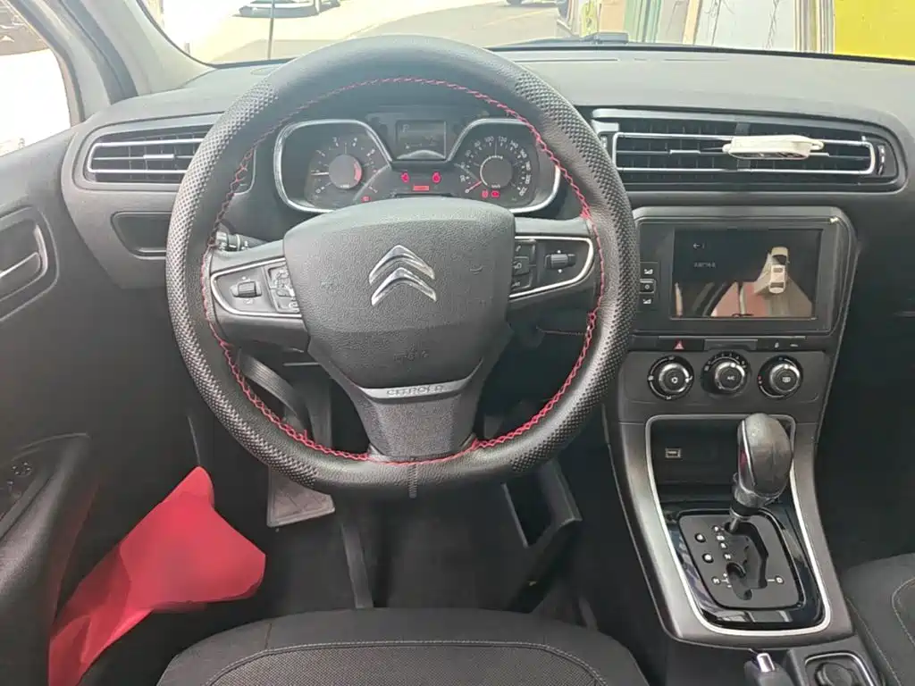 Citroën C4 Sega 2018 — фото 11