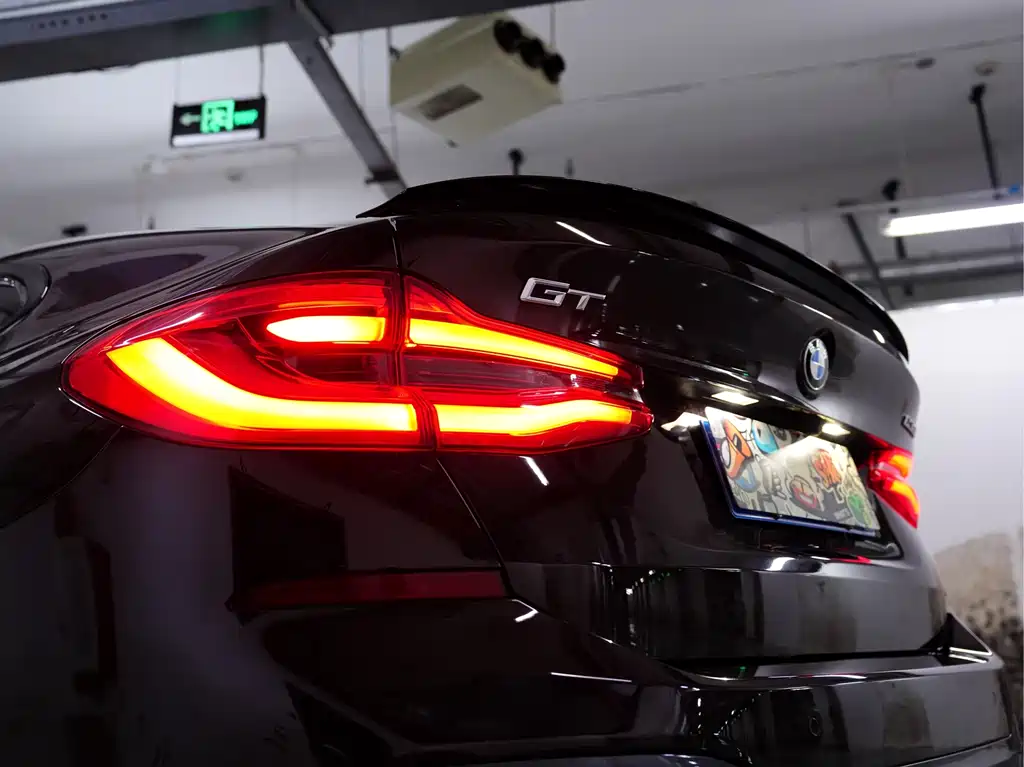BMW 6 Series GT 2018 — фото 37