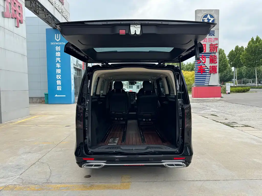 Mercedes-Benz Vito 2022 — фото 13