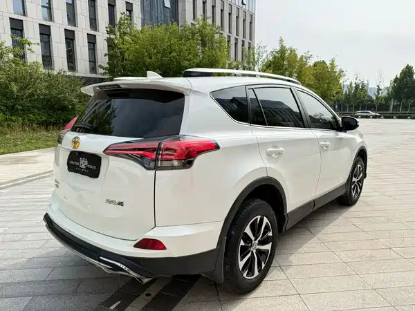 Toyota RAV4 2018