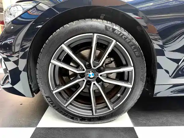 BMW 3 Series 2023