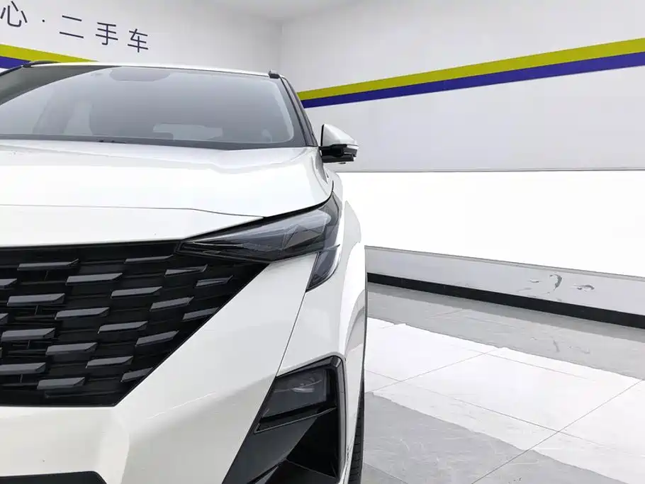 GAC Trumpchi GS3 2025 — фото 5