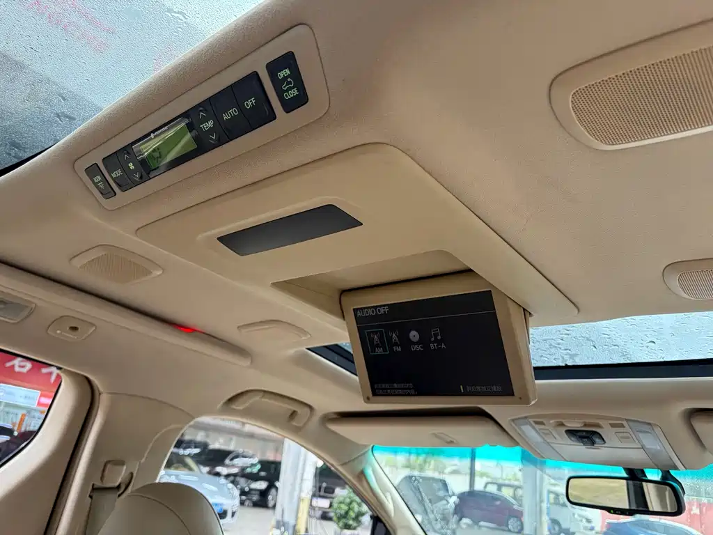 Toyota Alphard 2013 — фото 9