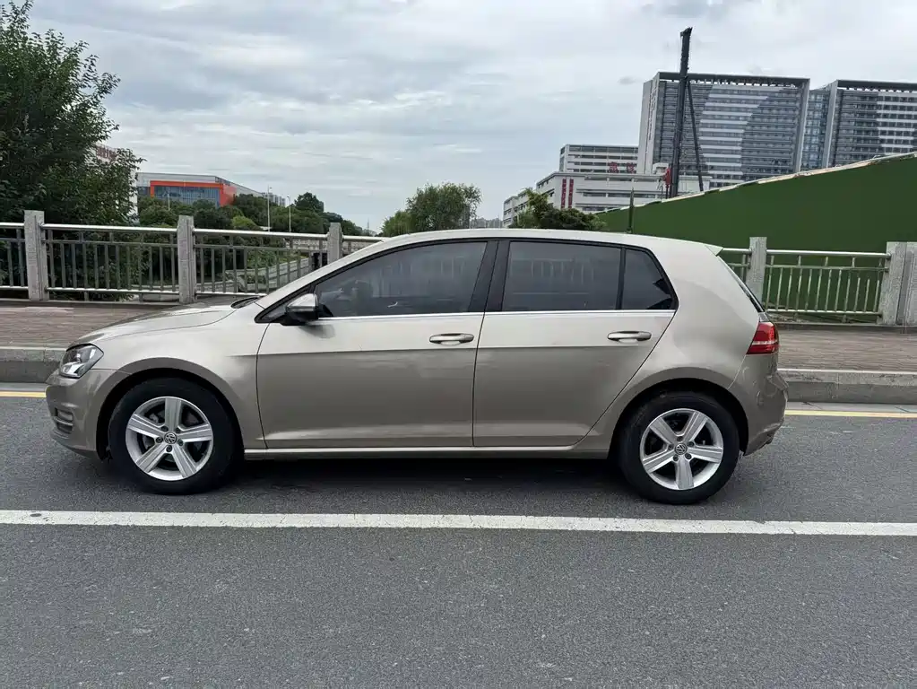 Volkswagen Golf 2015