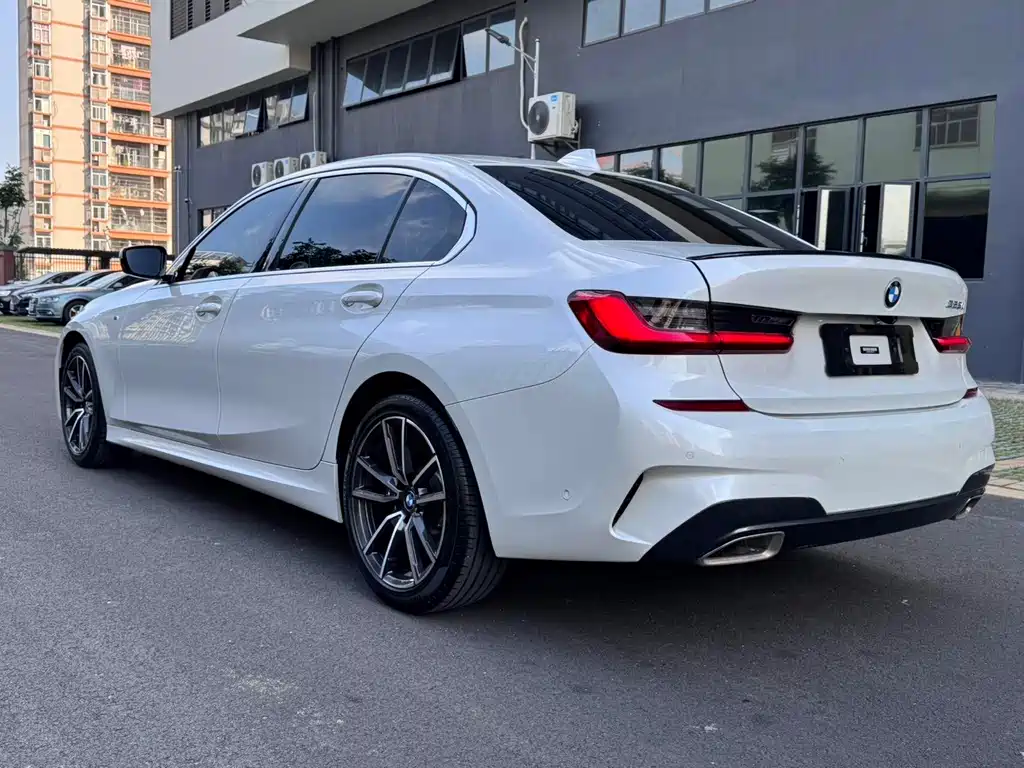 BMW 3 Series 2020
