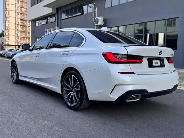 BMW 3 Series 2020