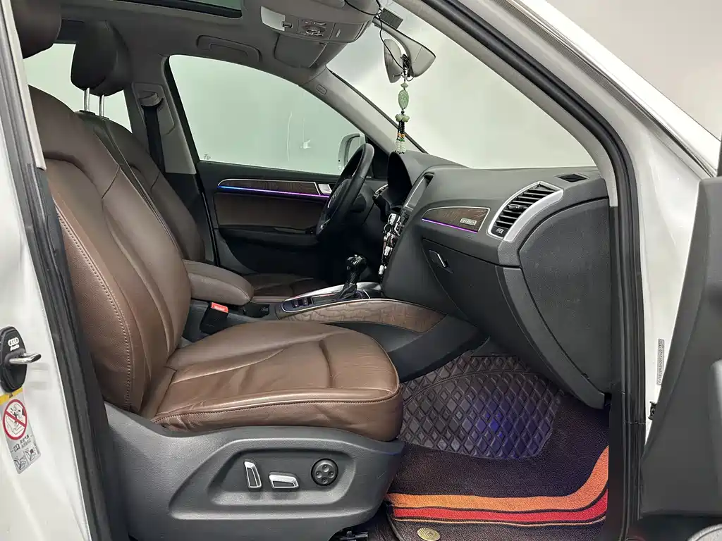 Audi Q5 2017 — фото 15