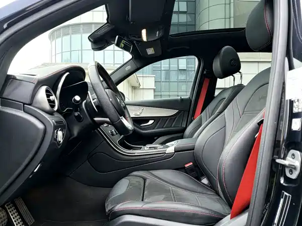 Mercedes-Benz GLC AMG 2022