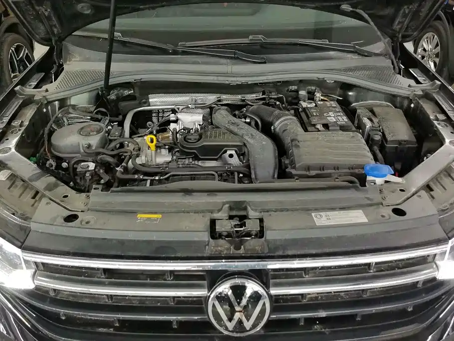 Volkswagen Tiguan L 2025 — фото 10