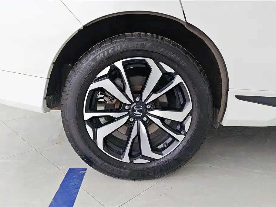 Honda UR-V 2019 — фото 6