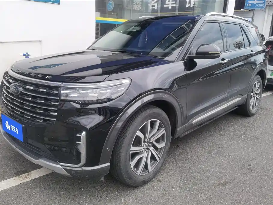 Ford Explorer 2024