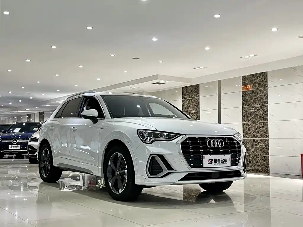 Audi Q3 2022