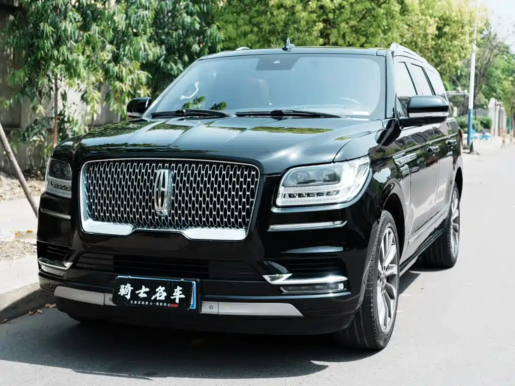 Lincoln Navigator 2019 — фото 1