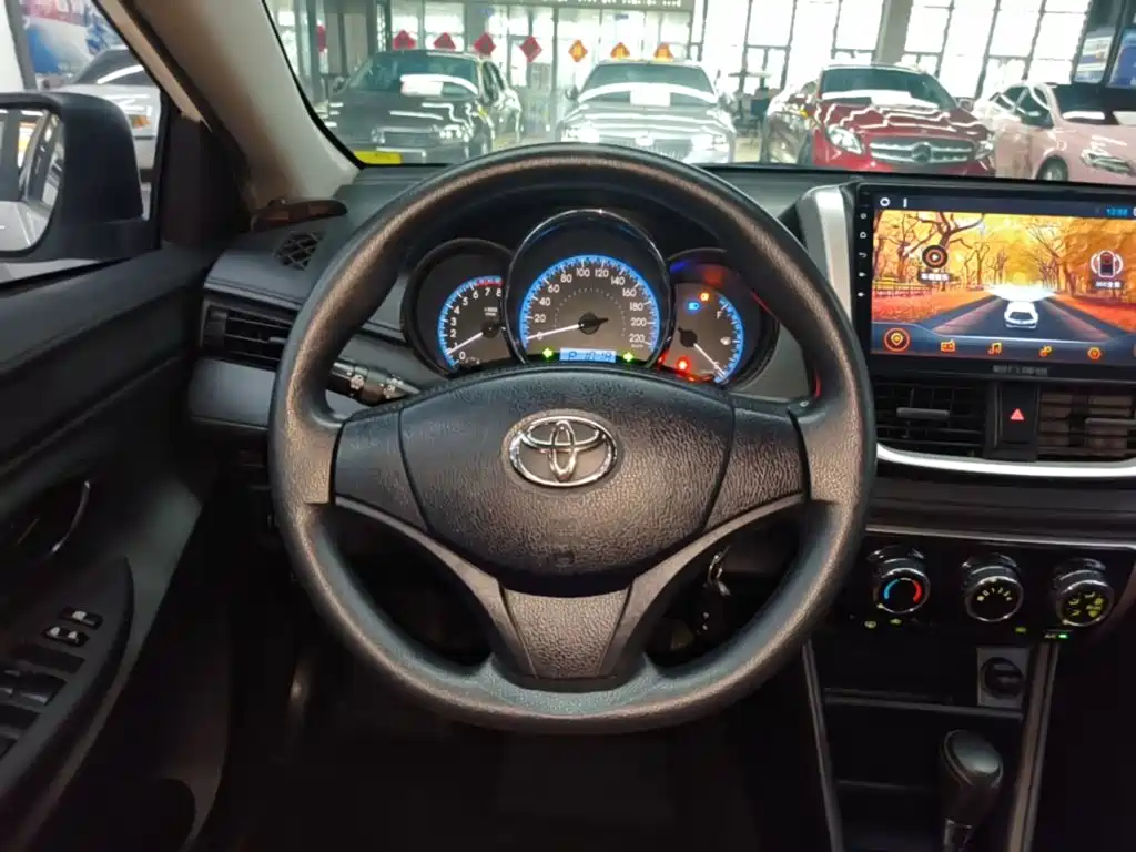 Toyota Vios 2020 — фото 11
