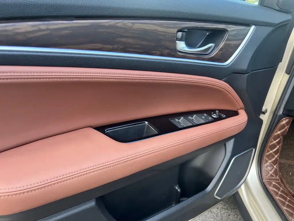 Honda UR-V 2017 — фото 13