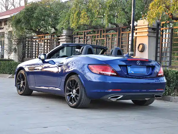 Mercedes-Benz SLC 2016