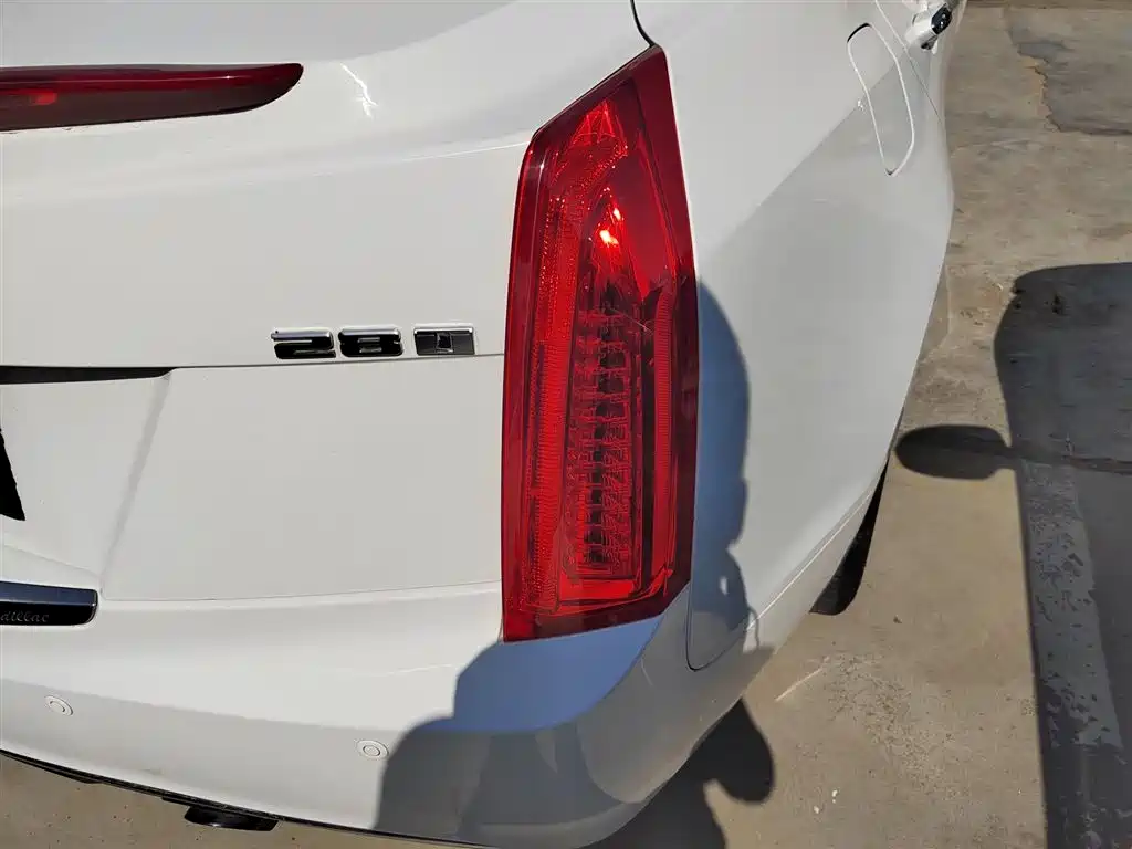Cadillac ATS-L 2018 — фото 24