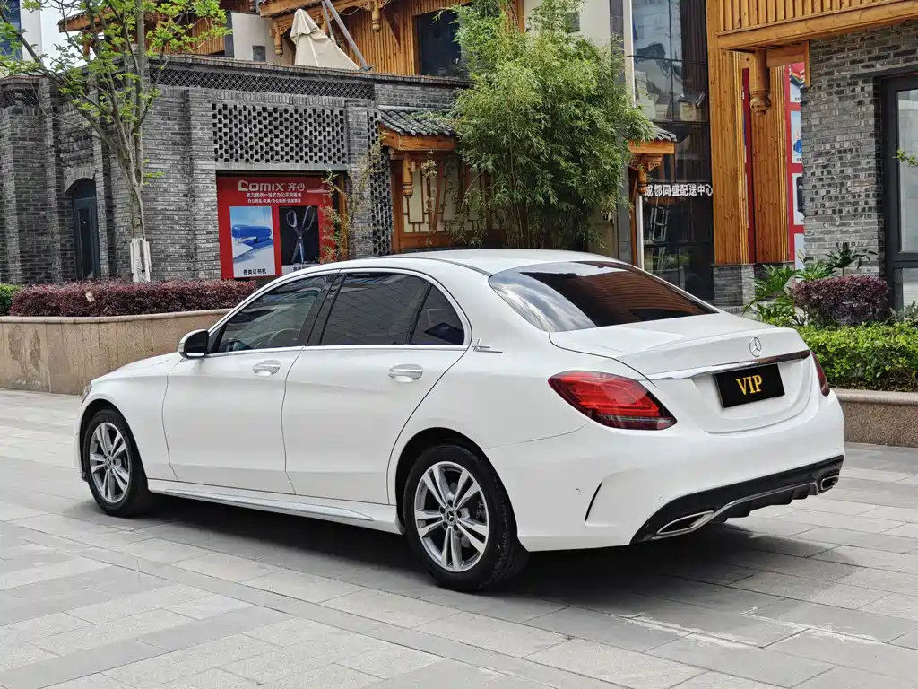Mercedes-Benz C-Class 2019