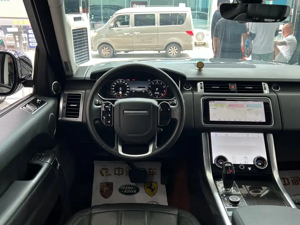 Land Rover Range Rover Sport 2020 — фото 9