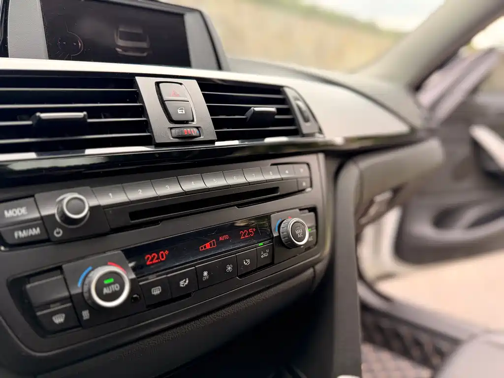 BMW 4 Series 2015 — фото 12