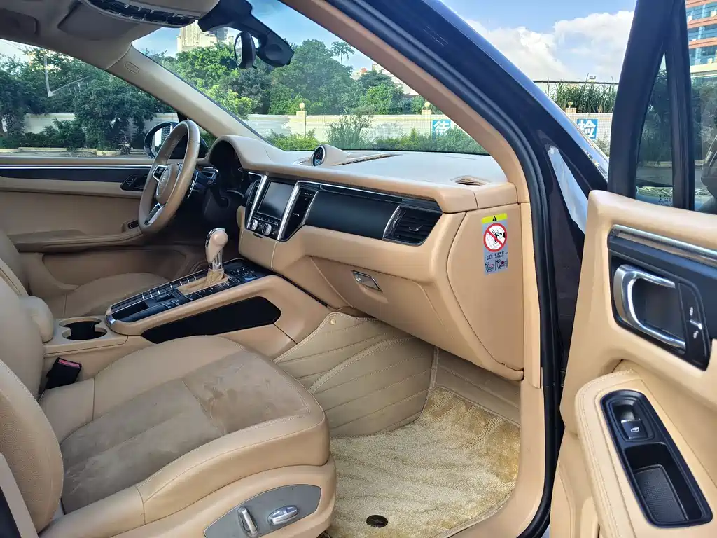Porsche Macan 2015 — фото 9