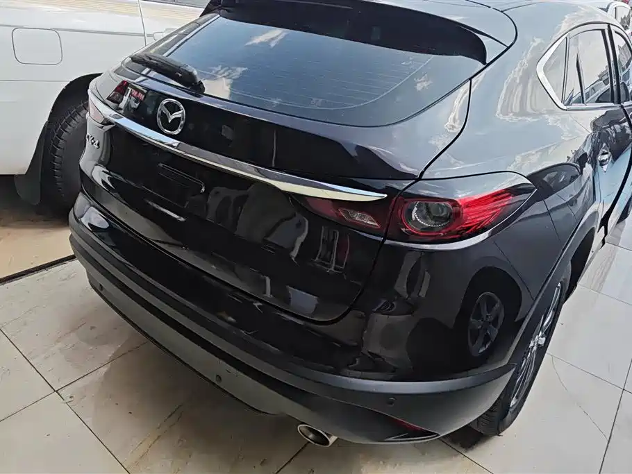 Mazda CX-4 2021