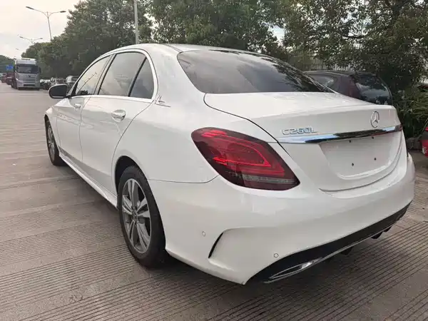 Mercedes-Benz C-Class 2020