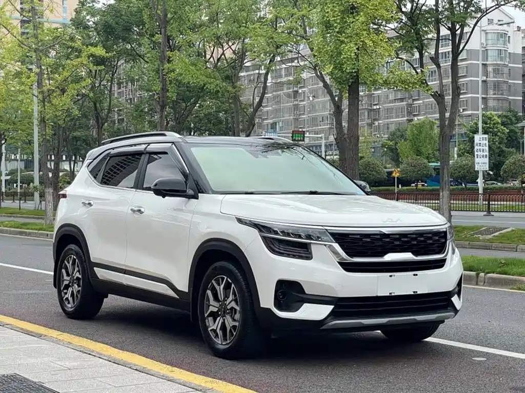 Kia KX3 2022 — фото 3