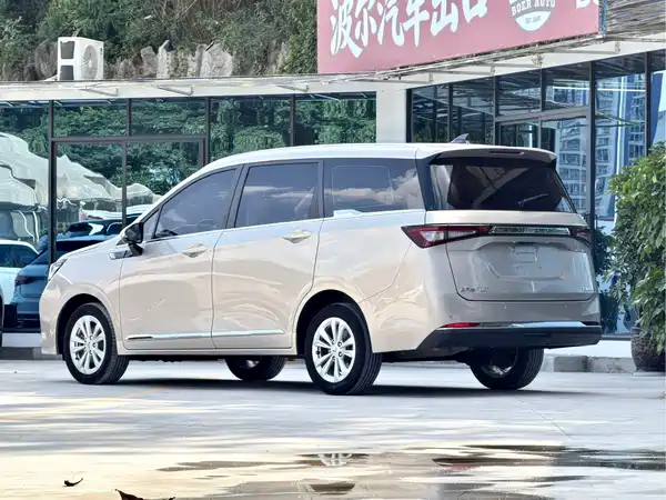 Wuling Jiachen 2022