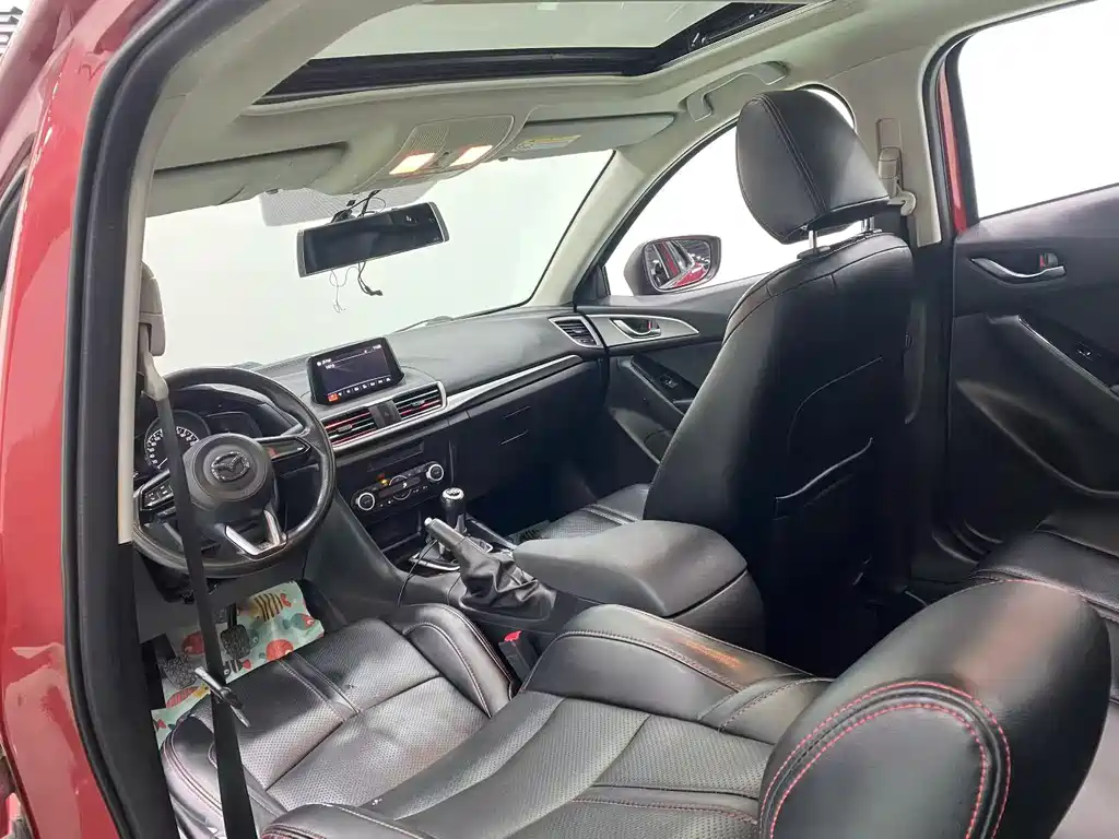 Mazda 3 Axela 2019